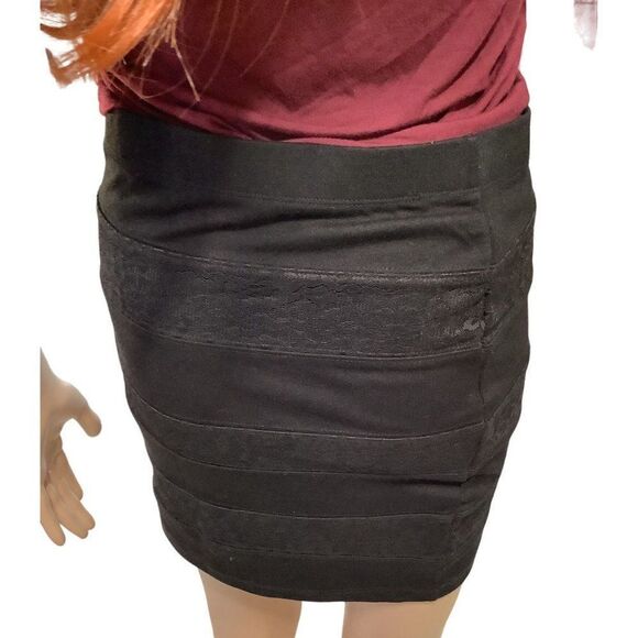 (6 for $25)Forever 21 black stretch miniskirt medium - Picture 5 of 6